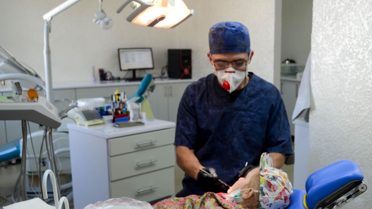 Как будут работать стоматологии во время карантина: новые правила от Минздрава