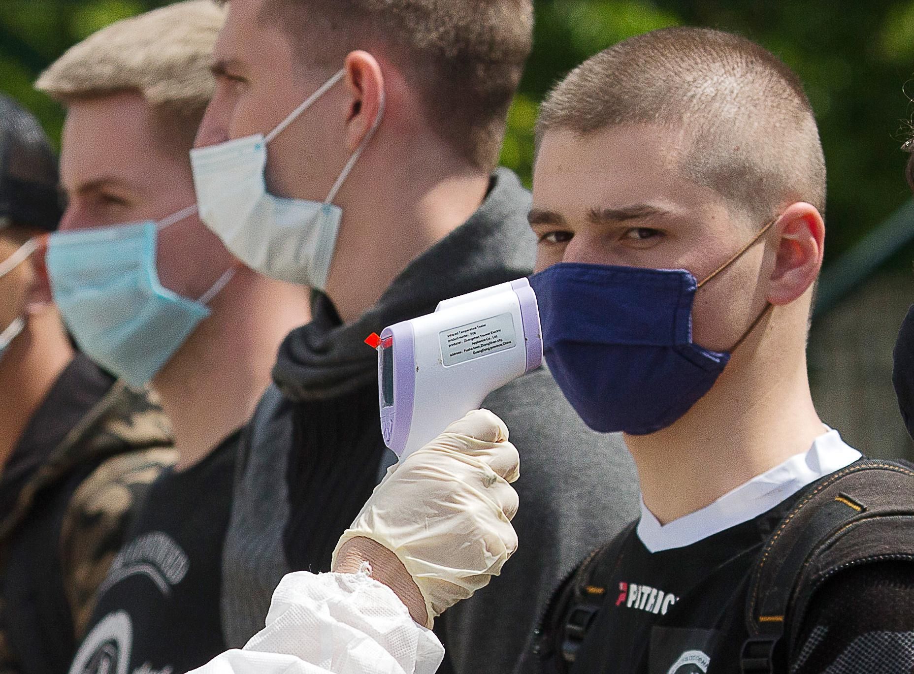 В Україні виявили майже 21 тисячу випадків інфікування COVID-19