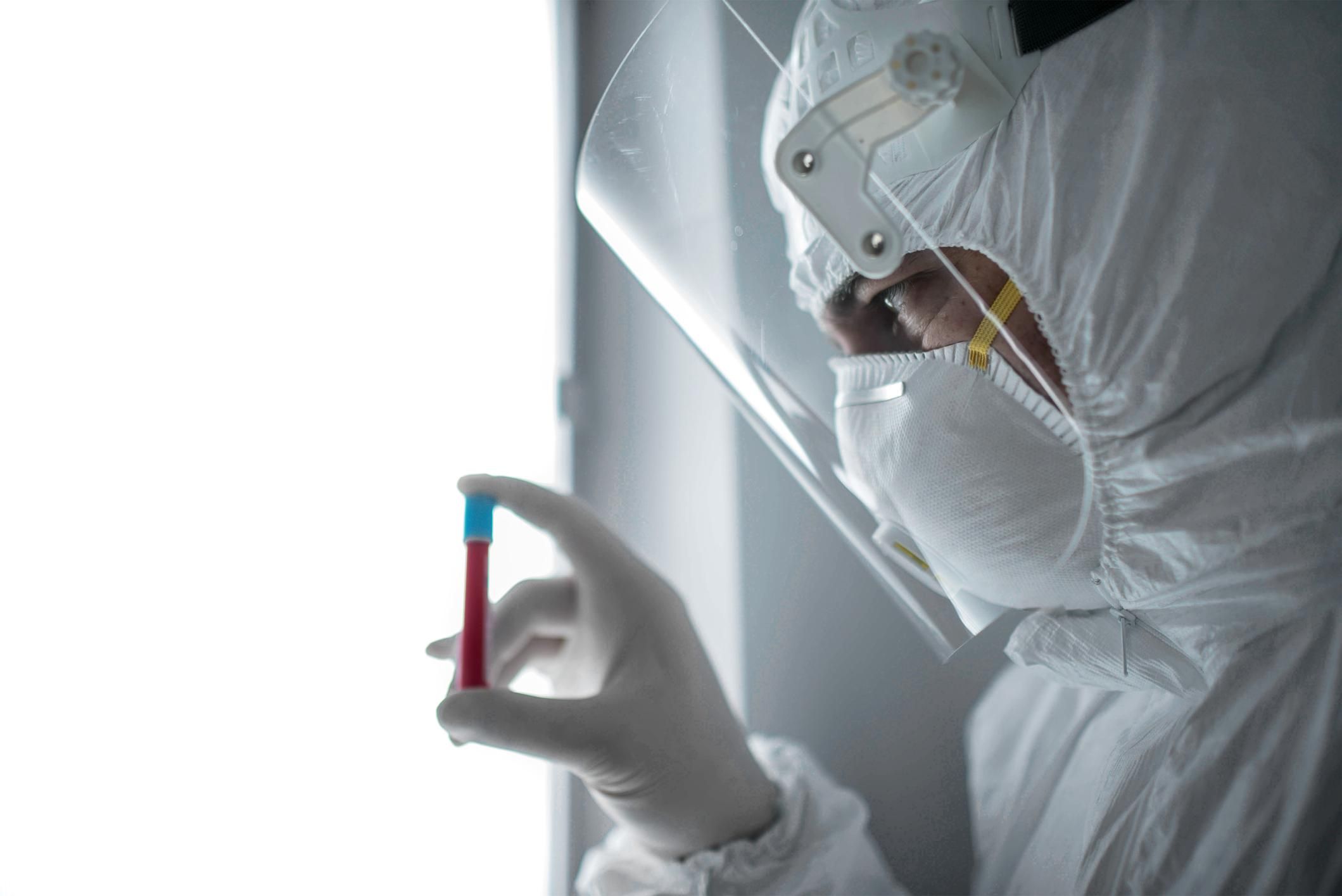 В Ивано-Франковском онкоцентре зафиксировали вспышку коронавируса среди медиков
