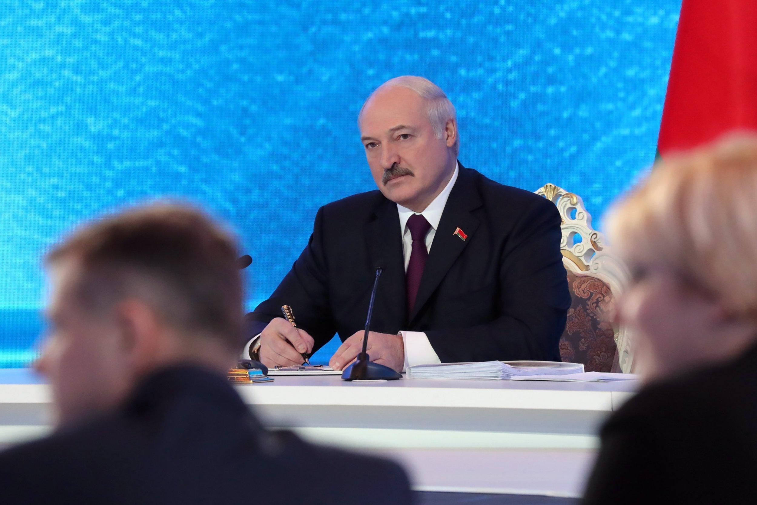 Борьба не закончена, – Лукашенко об эпидемии коронавируса в Беларуси