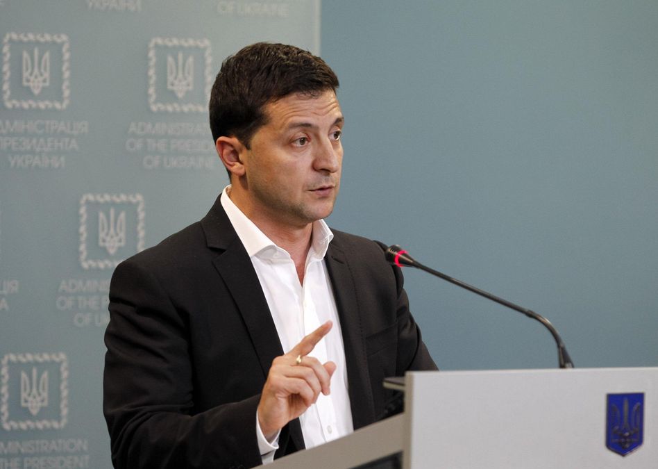 Зеленський дав розпорядження з 1 вересня підвищити зарплати лікарям