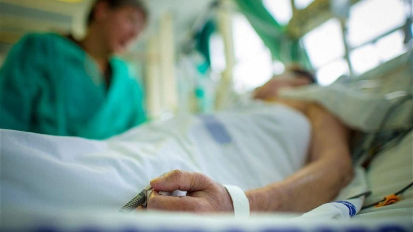 Людина, яка помирає, продовжує все чути Людина, яка помирає, продовжує все чути