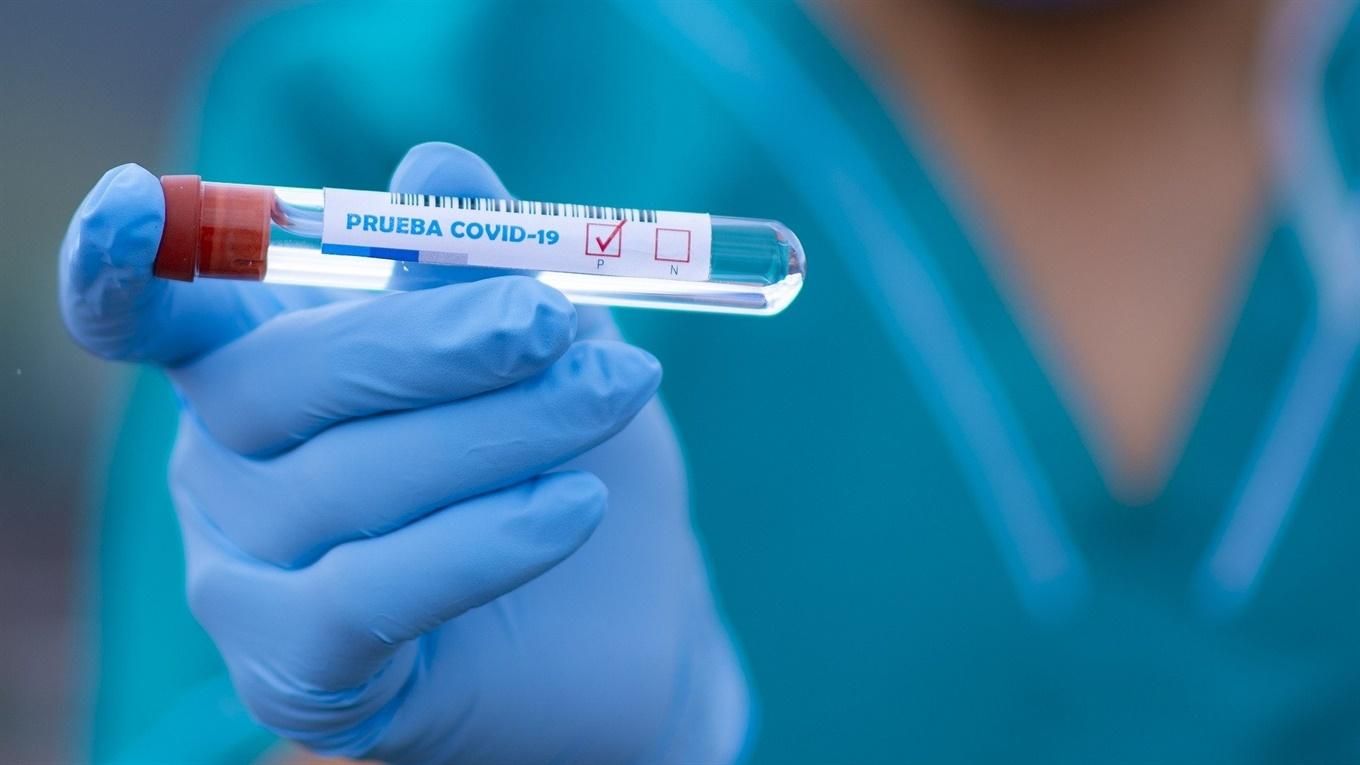 FDA дозволила в одному тесті на коронавірус перевіряти зразки від групи людей