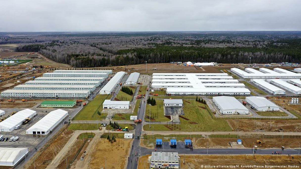 Спалах коронавірусу на фермі в Німеччині: серед хворих є українці Спалах коронавірусу на фермі в Німеччині: серед хворих є українці