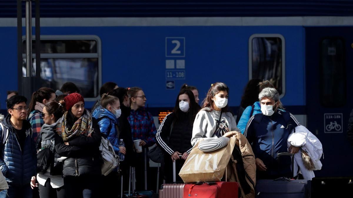 Передача COVID-19 в поїзді: якими повинні бути відстань між сидіннями та час поїздки Передача COVID-19 в поїзді: якими повинні бути відстань між сидіннями та час поїздки