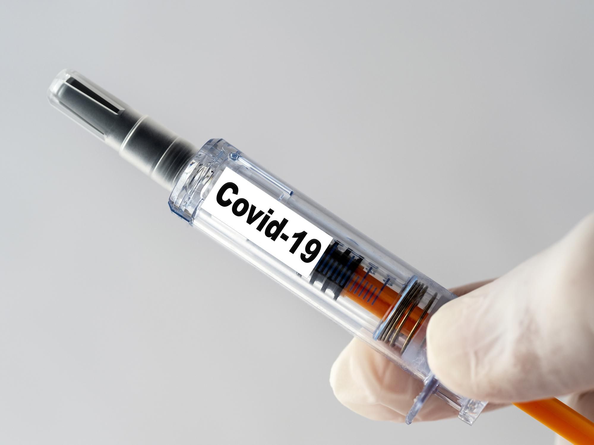 Вакцини від коронавірусу може ніколи не бути: чого бояться науковці