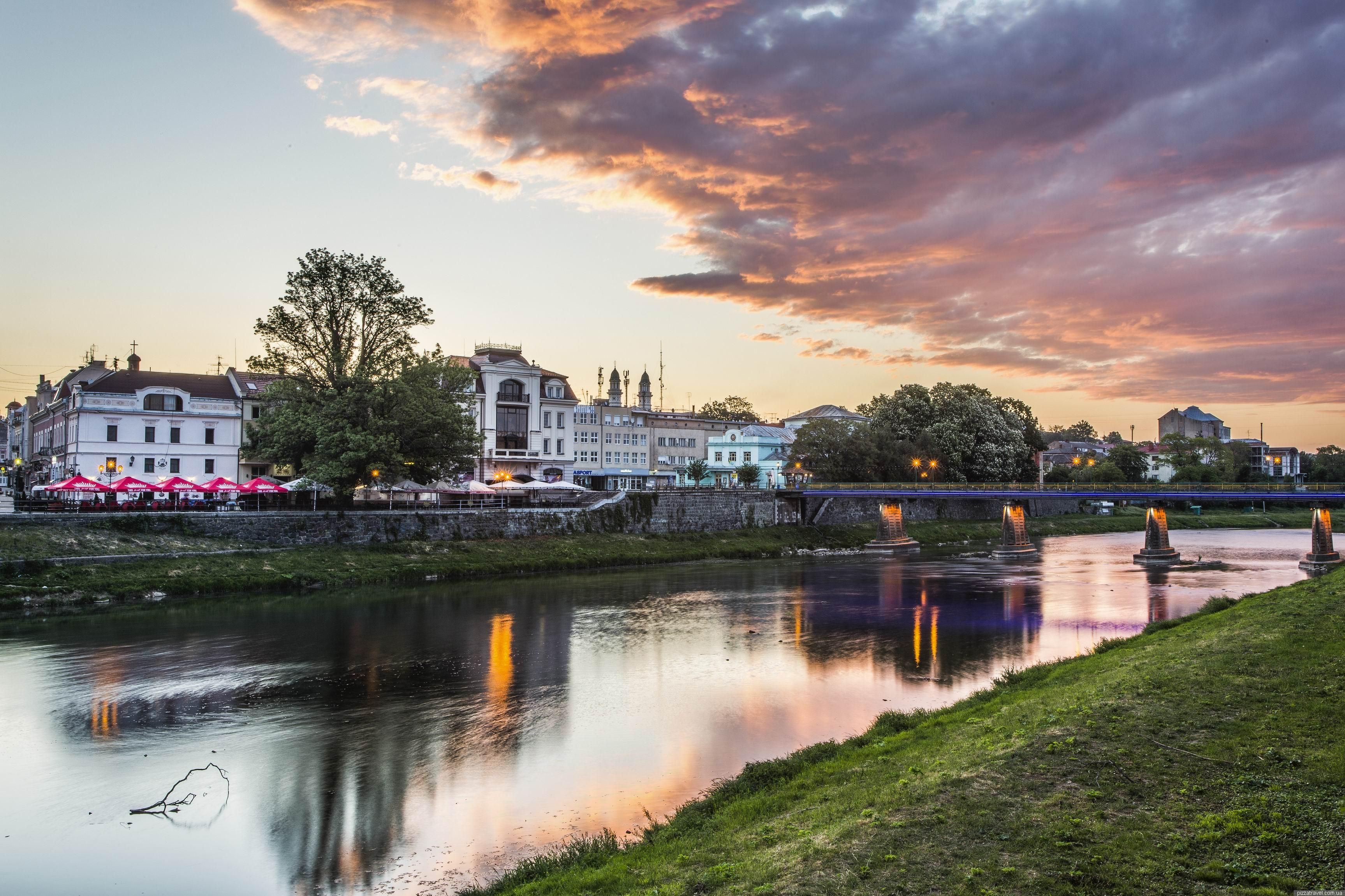 В Ужгороді посилили карантин та припинили планові госпіталізації В Ужгороді посилили карантин та припинили планові госпіталізації