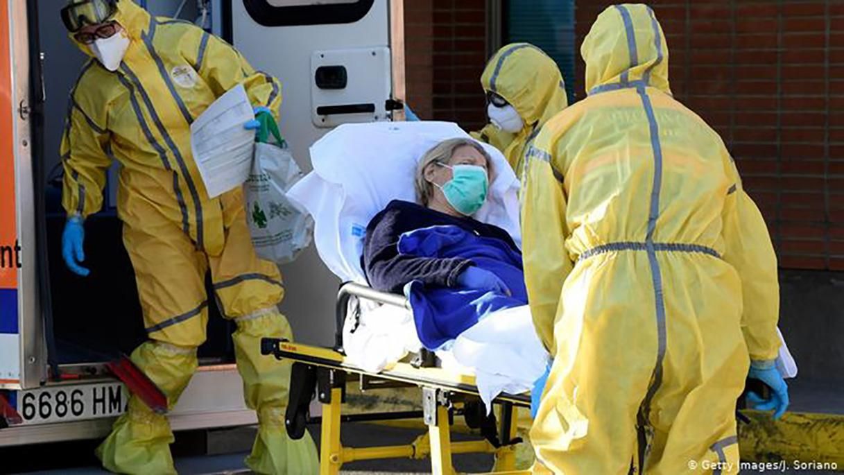 Іспанія б'є антирекорди по коронавірусу: в країні знову масовий спалах COVID-19