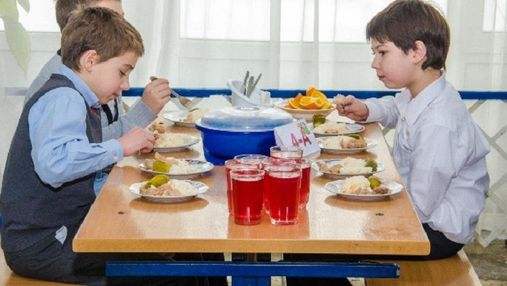 Як працюватимуть шкільні їдальні з 1 вересня: роз’яснення МОН