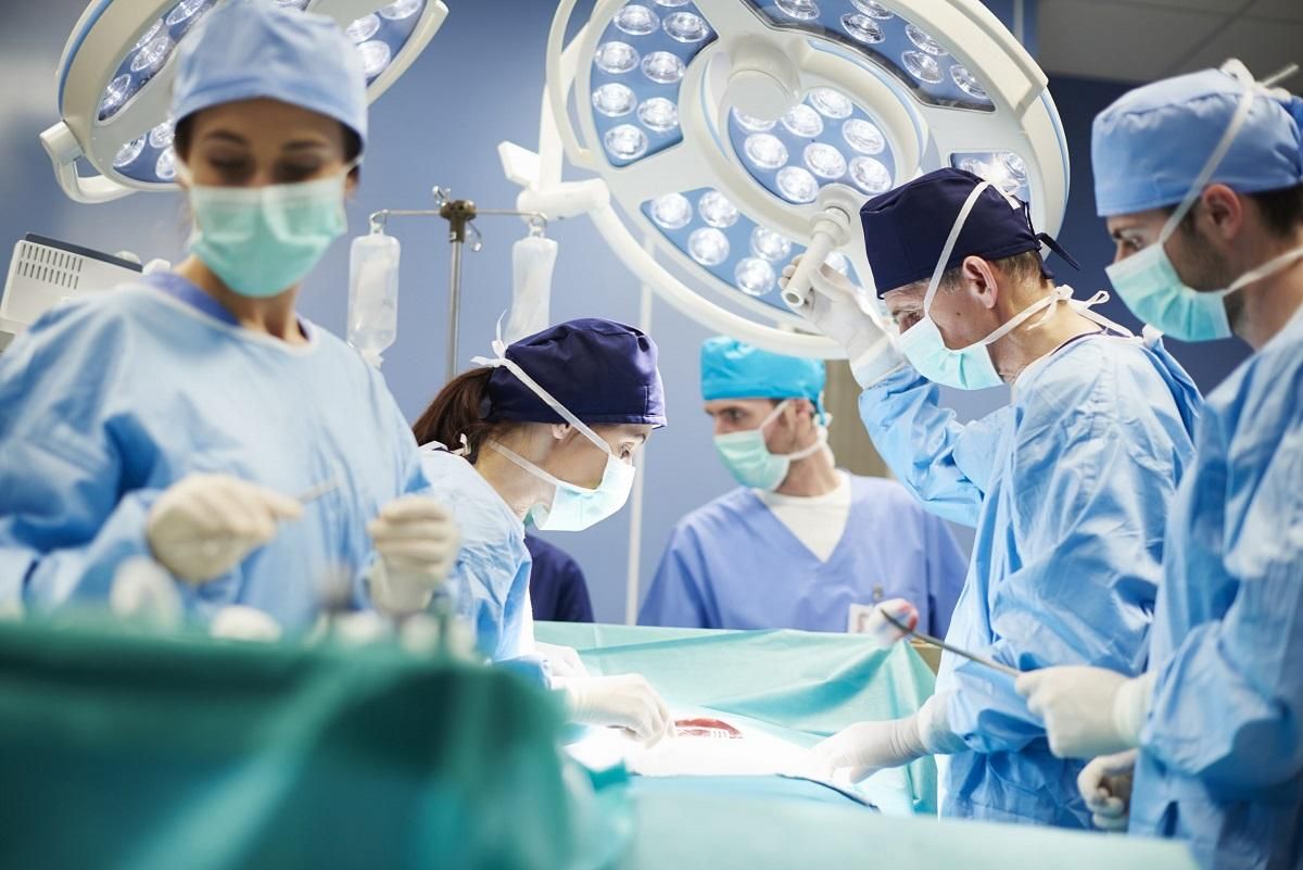 В Охматдиті провели трансплантацію кісткового мозку від нерідного донора