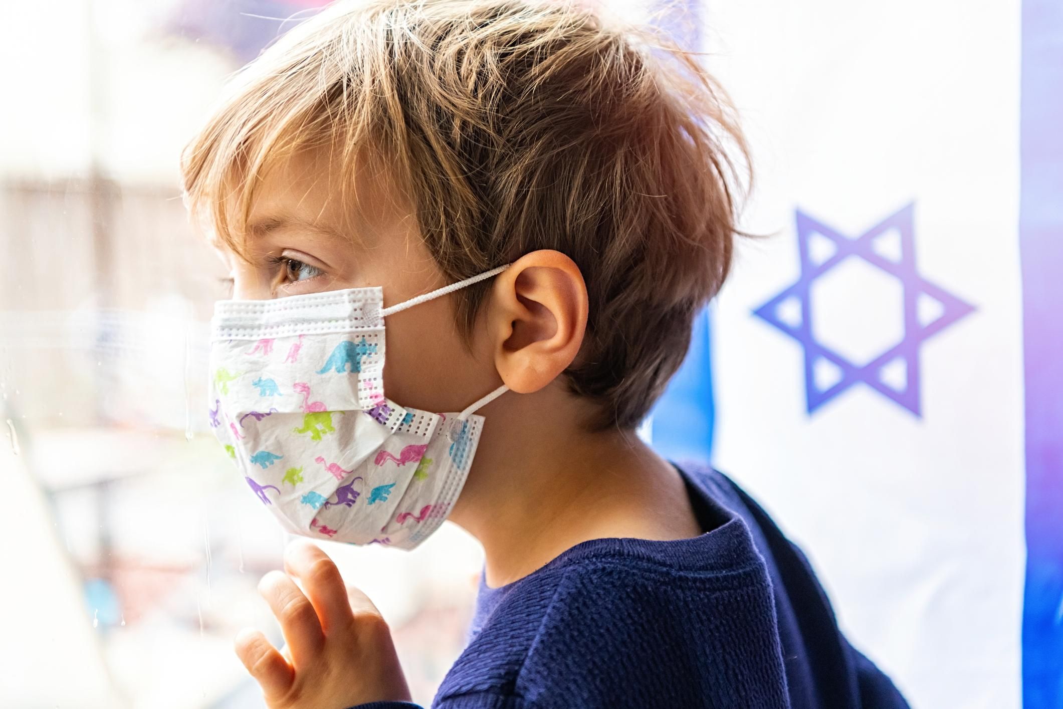 В Израиле в 40 городах вводят комендантский час из-за коронавируса