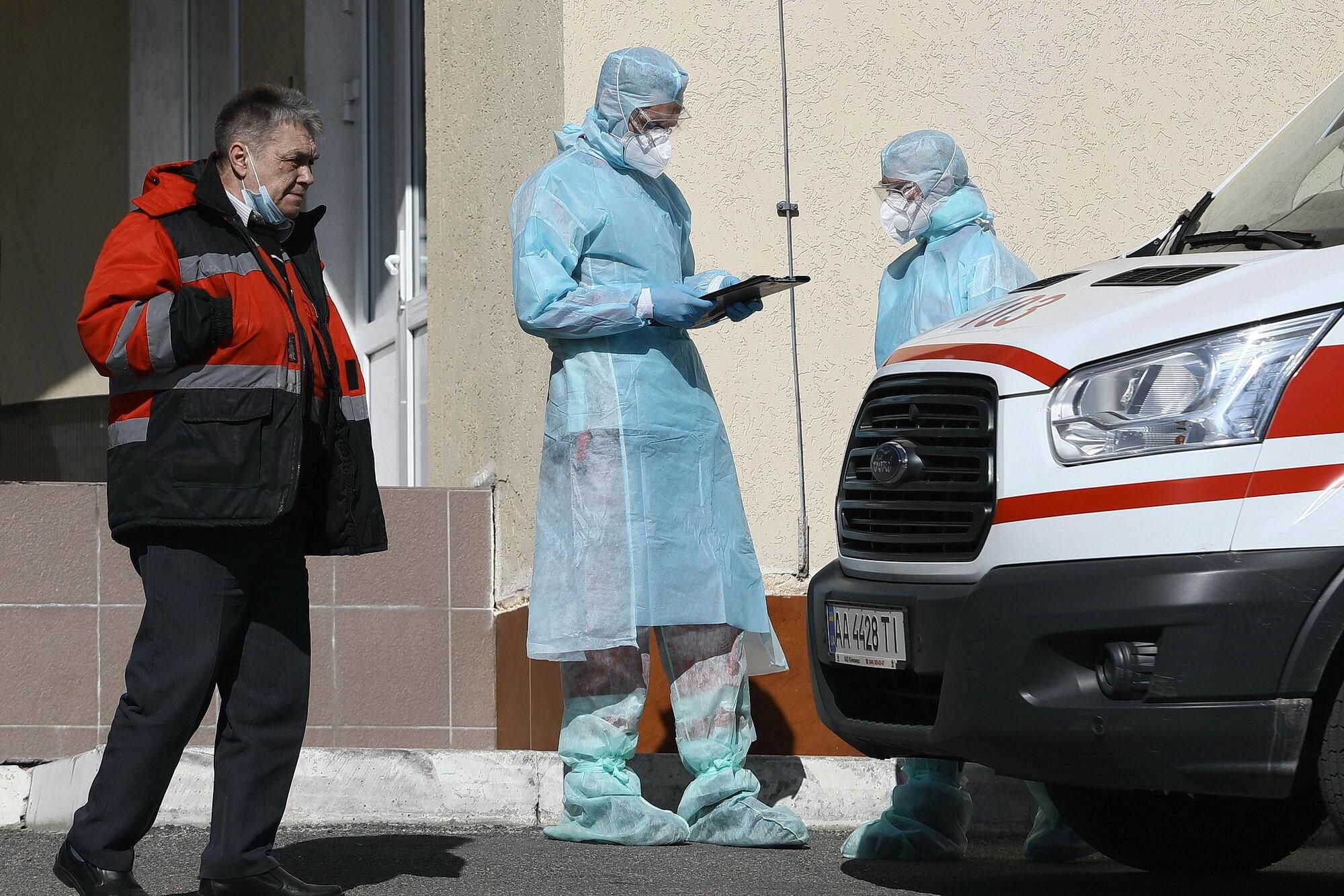 В Украине зарегистрировали 2 411 новых больных COVID-19: свежая статистика В Украине зарегистрировали 2 411 новых больных COVID-19: свежая статистика