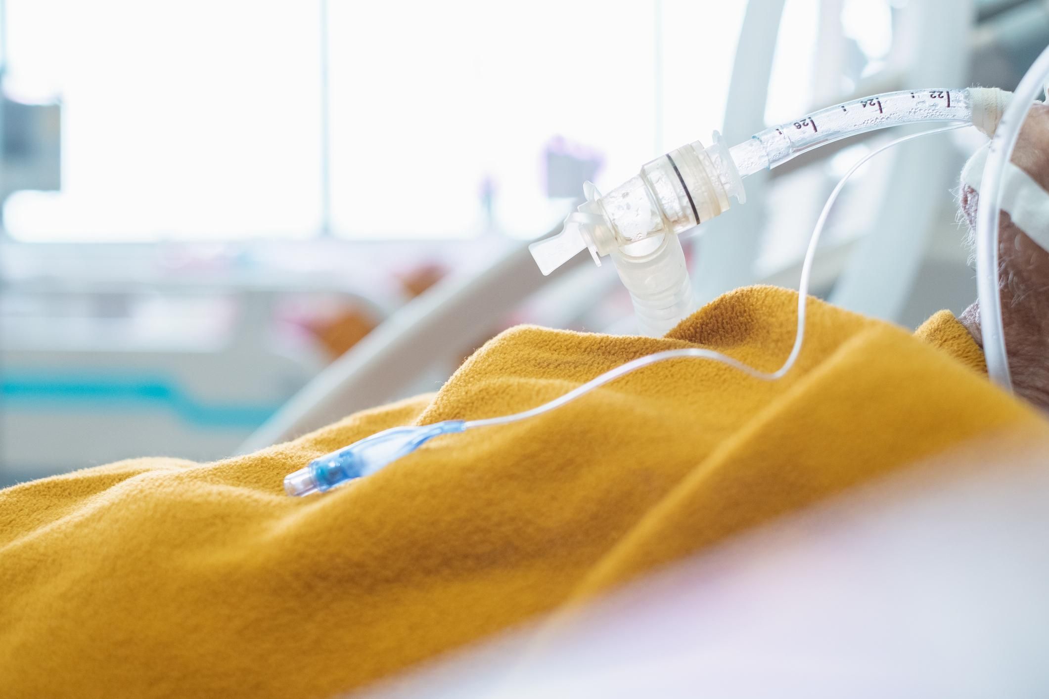 В Україні зафіксовано рекордну кількість госпіталізацій людей з COVID-19 В Україні зафіксовано рекордну кількість госпіталізацій людей з COVID-19