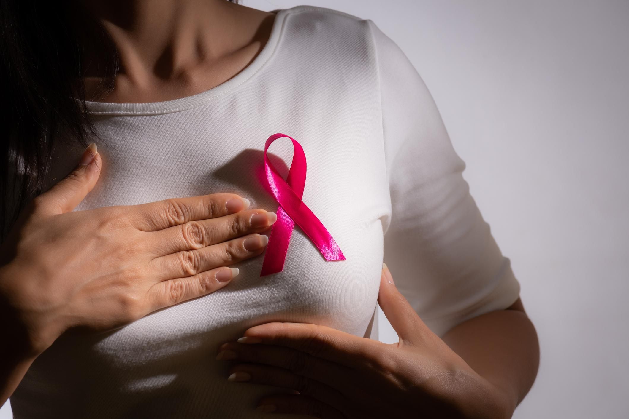 Рак грудей у жінок і чоловіків – перші симптоми, діагностика