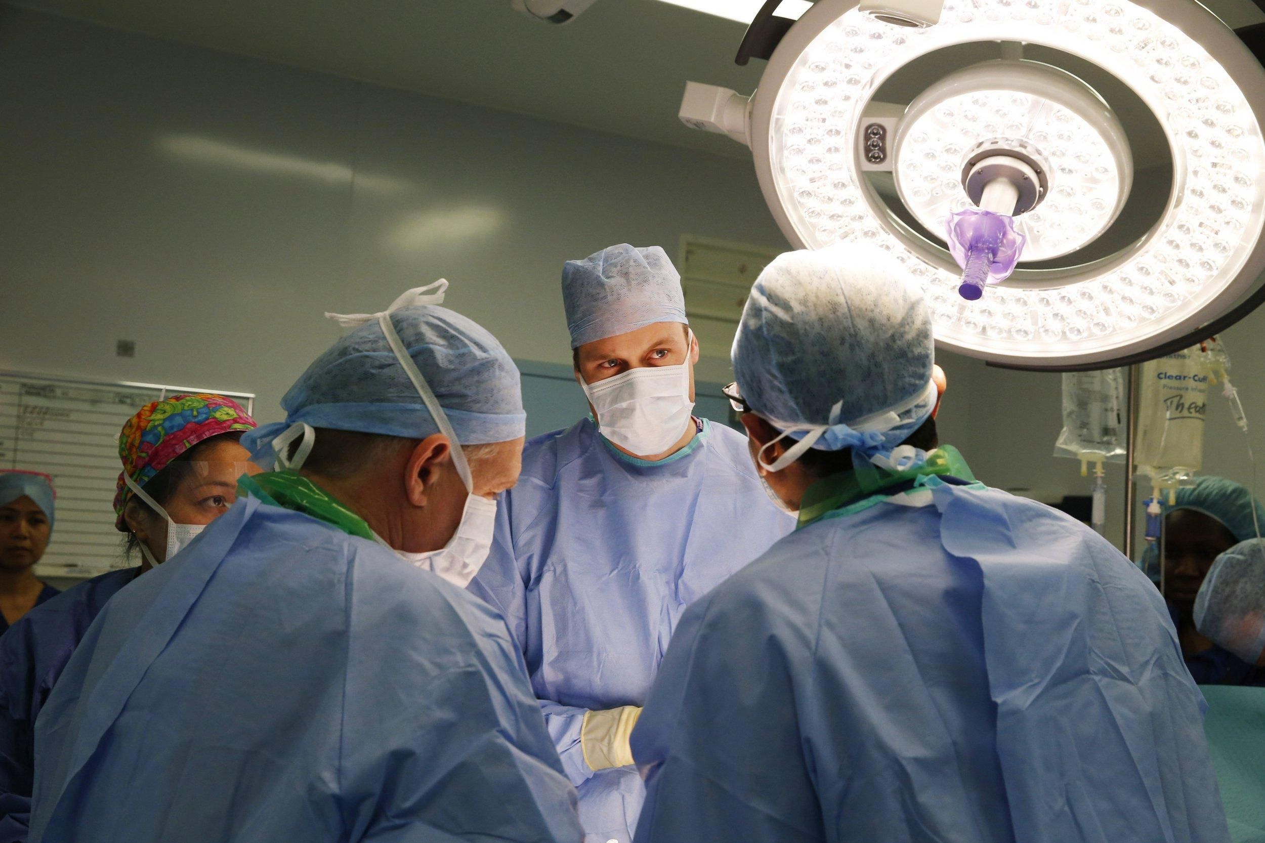 Во Львове провели уникальную операцию на сердце без единого разреза