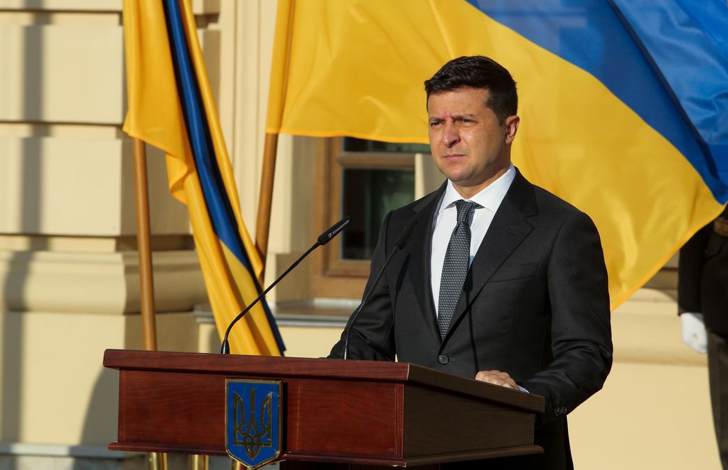 Зеленский заявил, что в Украине могут ввести локдаун при 15 000 больных в сутки Зеленский заявил, что в Украине могут ввести локдаун при 15 000 больных в сутки