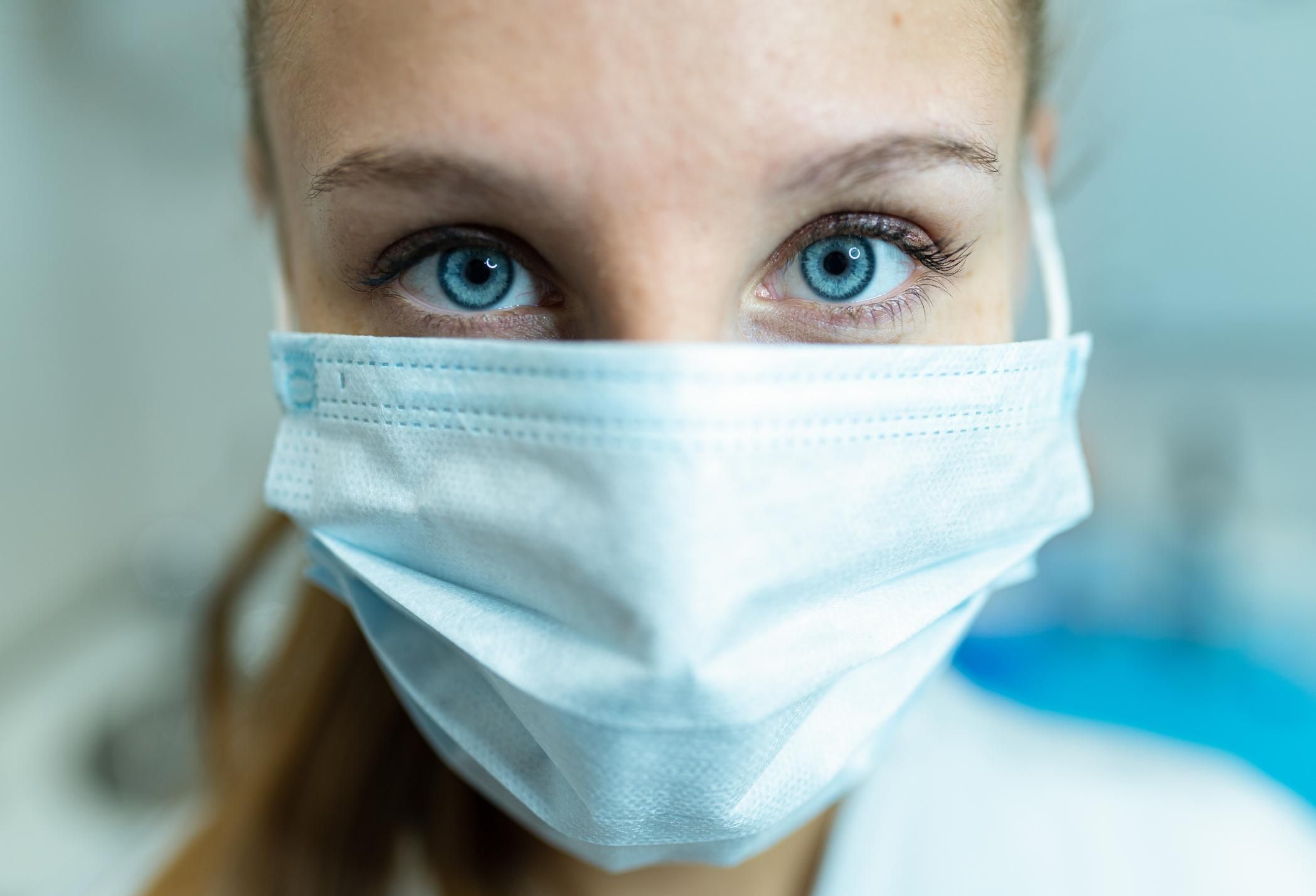 В Украине за минувшие сутки заболели коронавирусом еще 6 677 человек В Украине за минувшие сутки заболели коронавирусом еще 6 677 человек