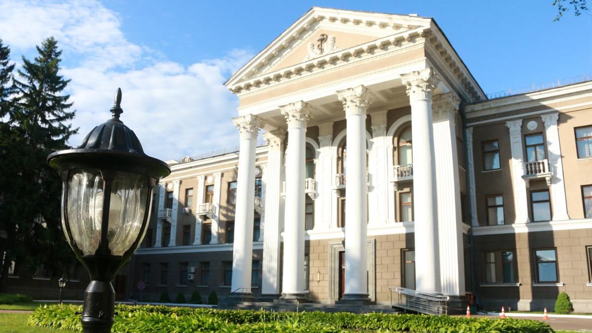 Временный COVID-госпиталь хотели развернуть в Конча-Заспе Временный COVID-госпиталь хотели развернуть в Конча-Заспе