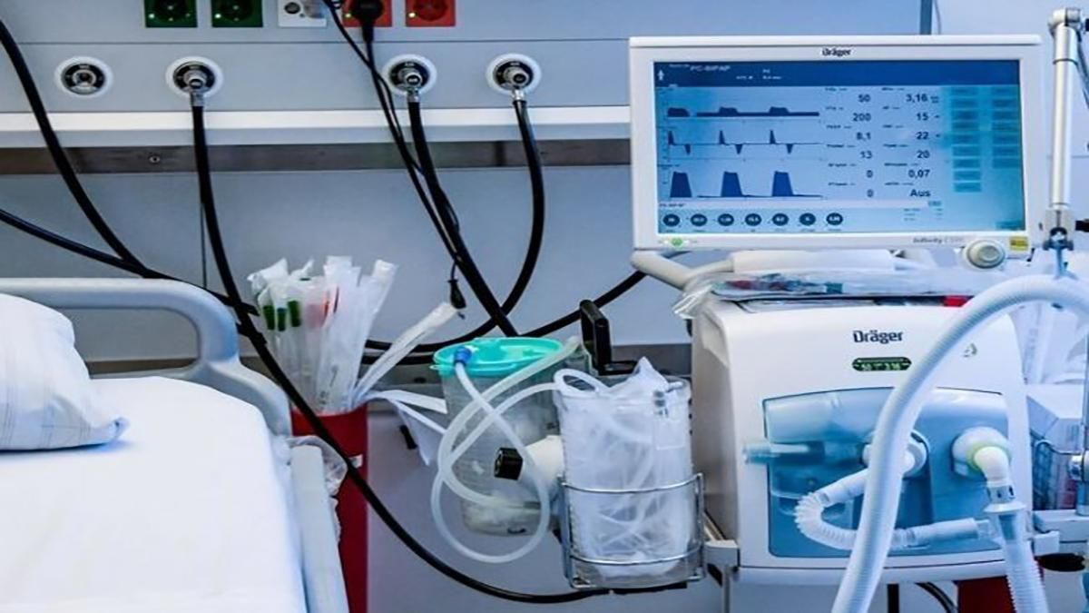 В больнице Ужгорода не хватает кислородных генераторов через COVID-19
