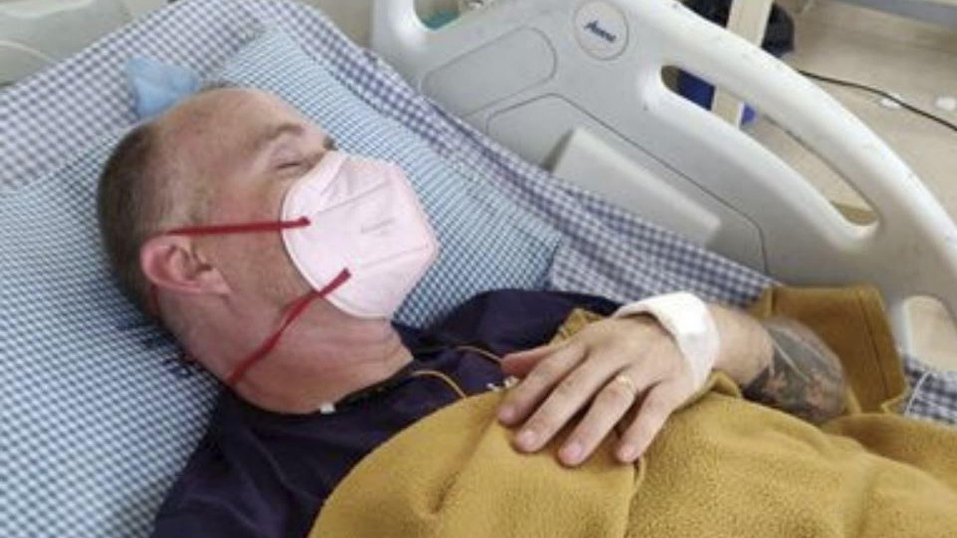 Мужчина за одну поездку в Индию подхватил коронавирус, малярию, лихорадку денге и укус кобры Мужчина за одну поездку в Индию подхватил коронавирус, малярию, лихорадку денге и укус кобры