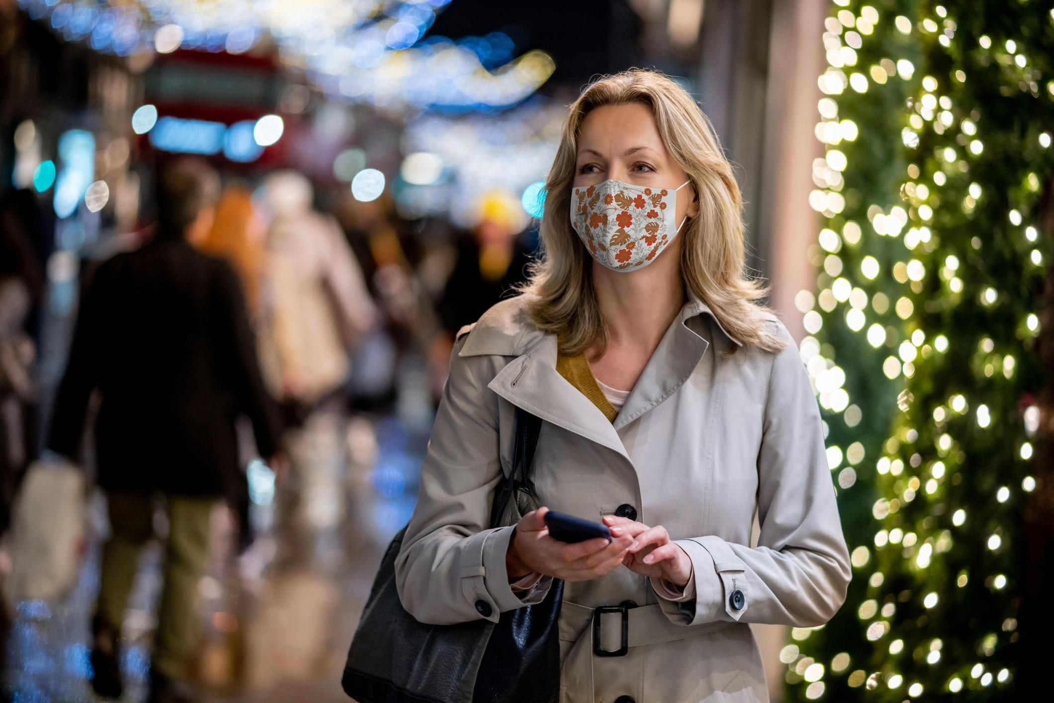 ВООЗ закликає не знімати карантинні обмеження на Різдво, але має побоювання щодо протестів ВООЗ закликає не знімати карантинні обмеження на Різдво, але має побоювання щодо протестів