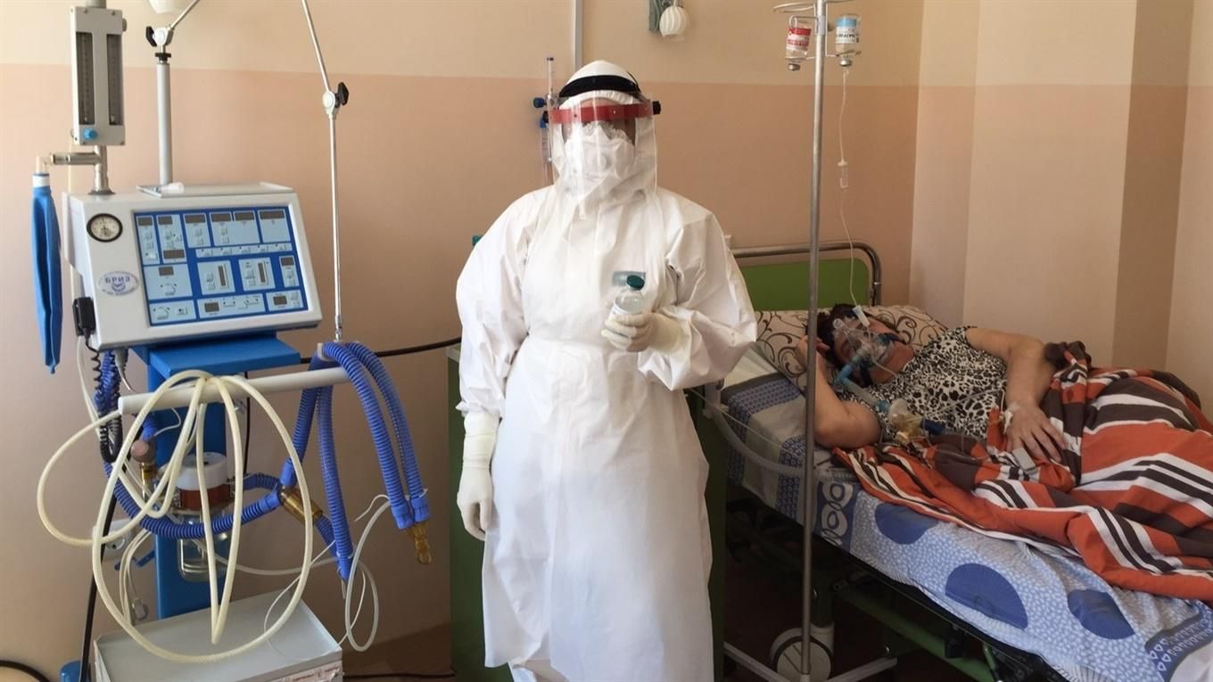 Вже з грудня в Україні можуть реєструвати 20 тисяч хворих на COVID-19 за добу, – дослідження Вже з грудня в Україні можуть реєструвати 20 тисяч хворих на COVID-19 за добу, – дослідження