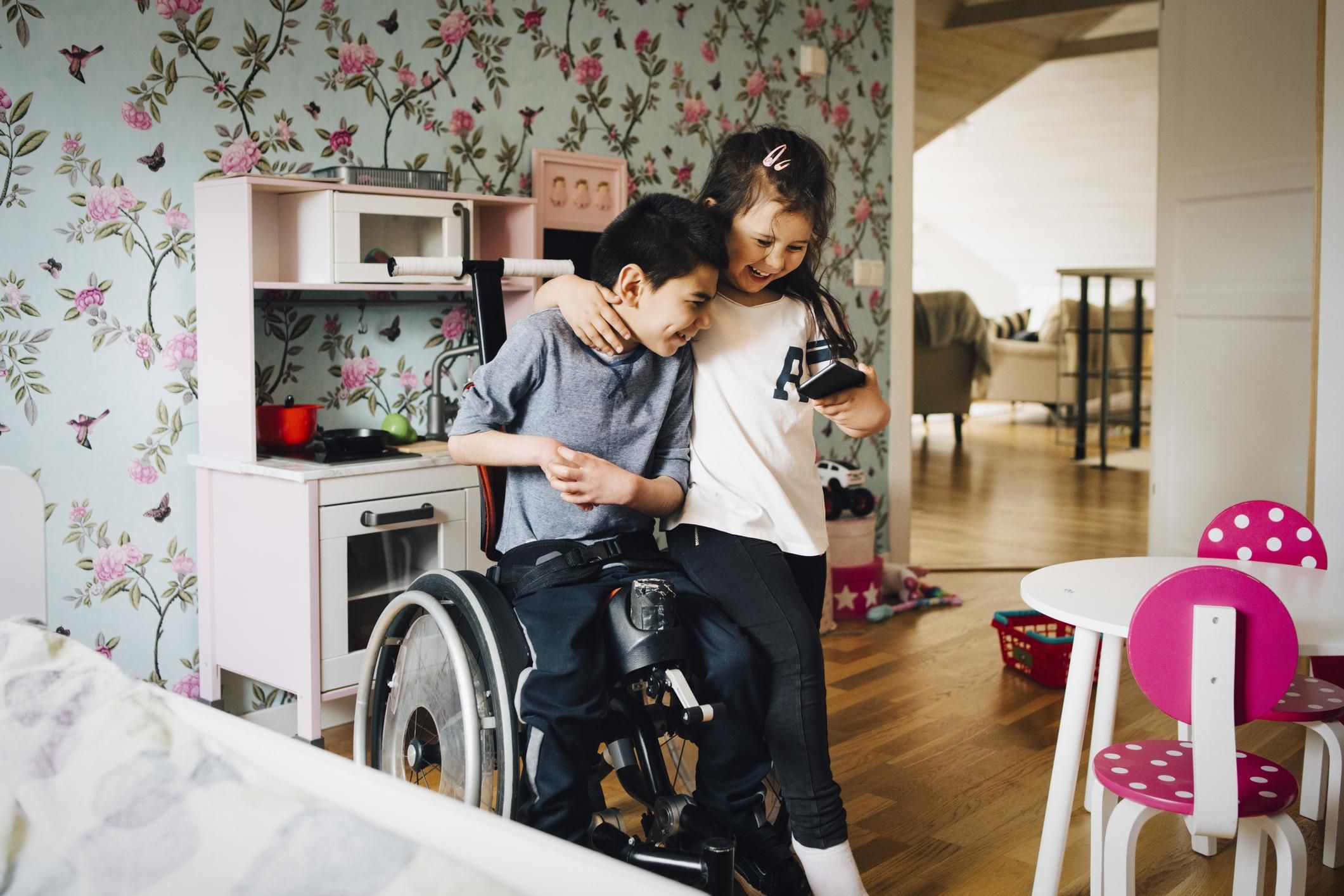 Як допомагати людям з інвалідністю під час пандемії COVID-19