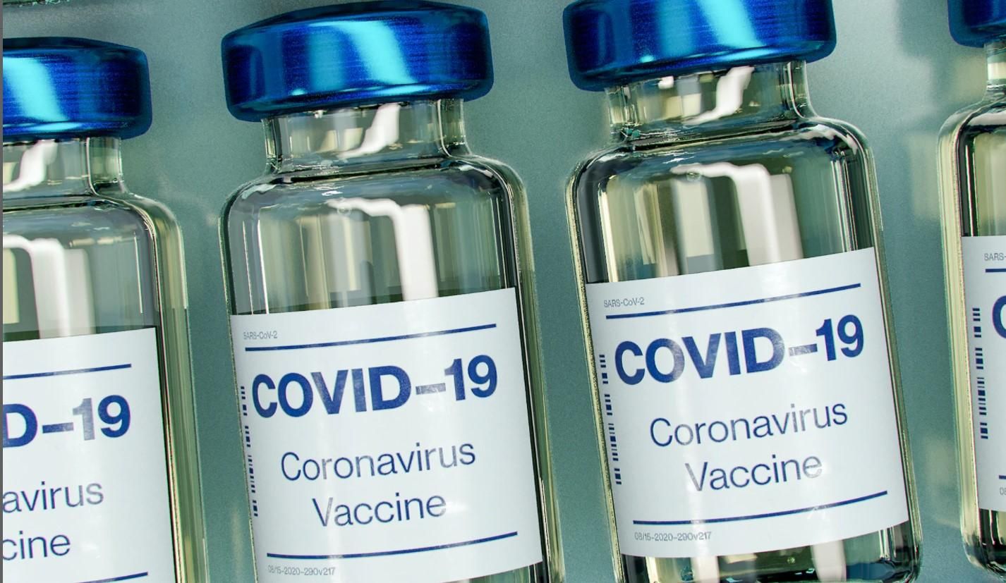У Великій Британії зафіксували перші алергічні реакції на вакцину проти COVID-19