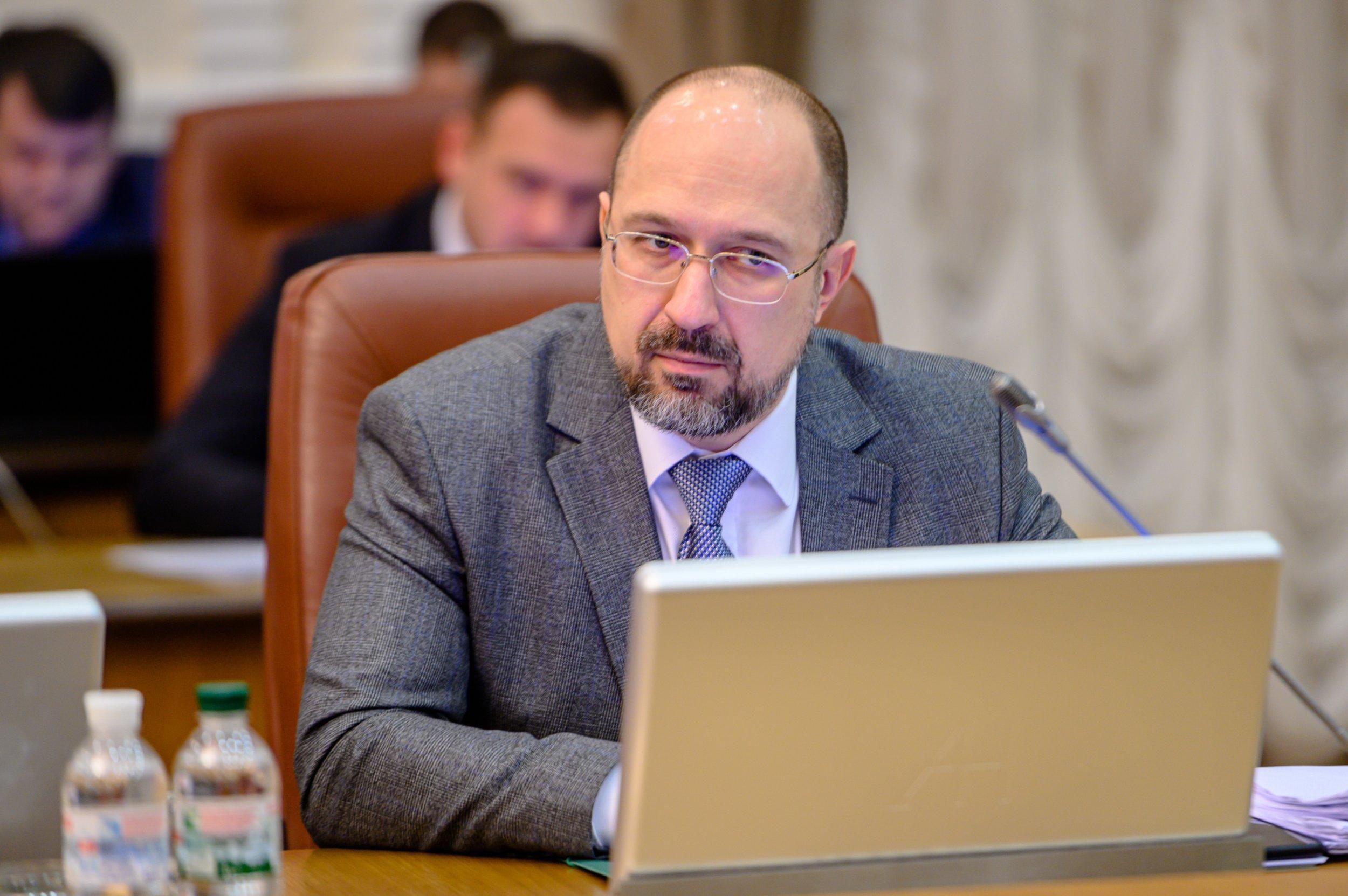 Проблема с переполненностью COVID-больниц возникает из-за маршрутизации больных, – Шмыгаль Проблема с переполненностью COVID-больниц возникает из-за маршрутизации больных, – Шмыгаль