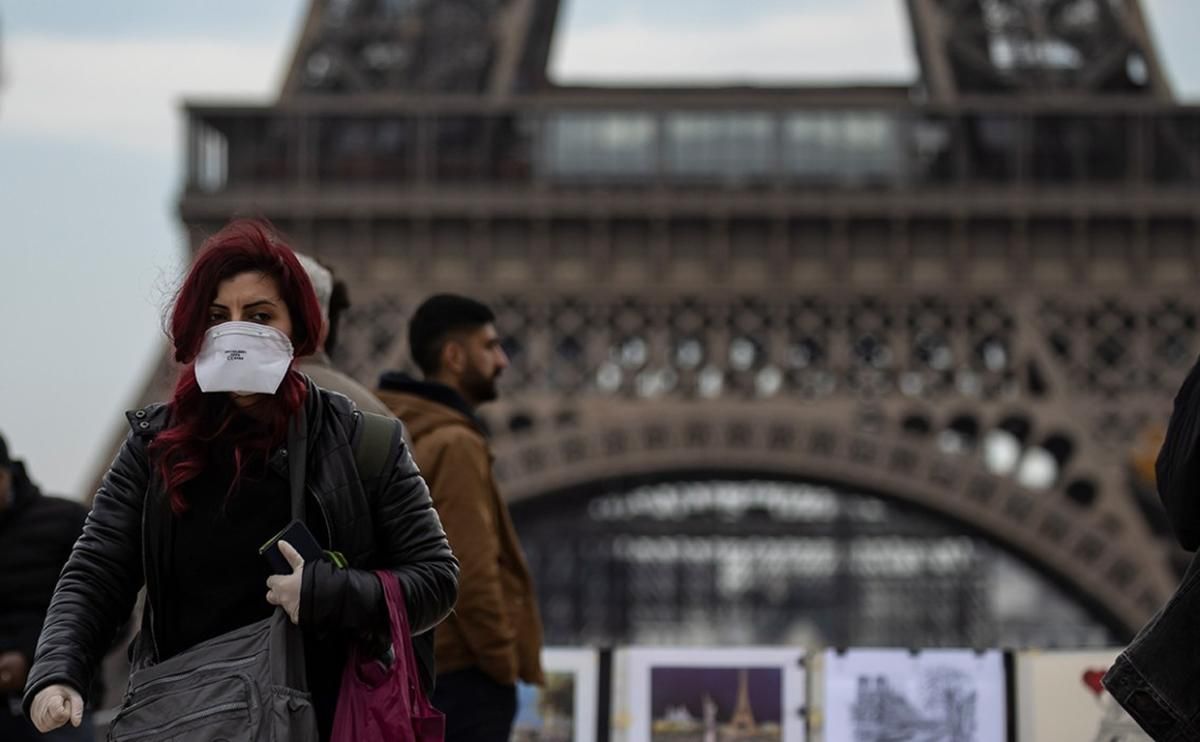 Во Франции людям запретят пользоваться транспортом без вакцинации Во Франции людям запретят пользоваться транспортом без вакцинации