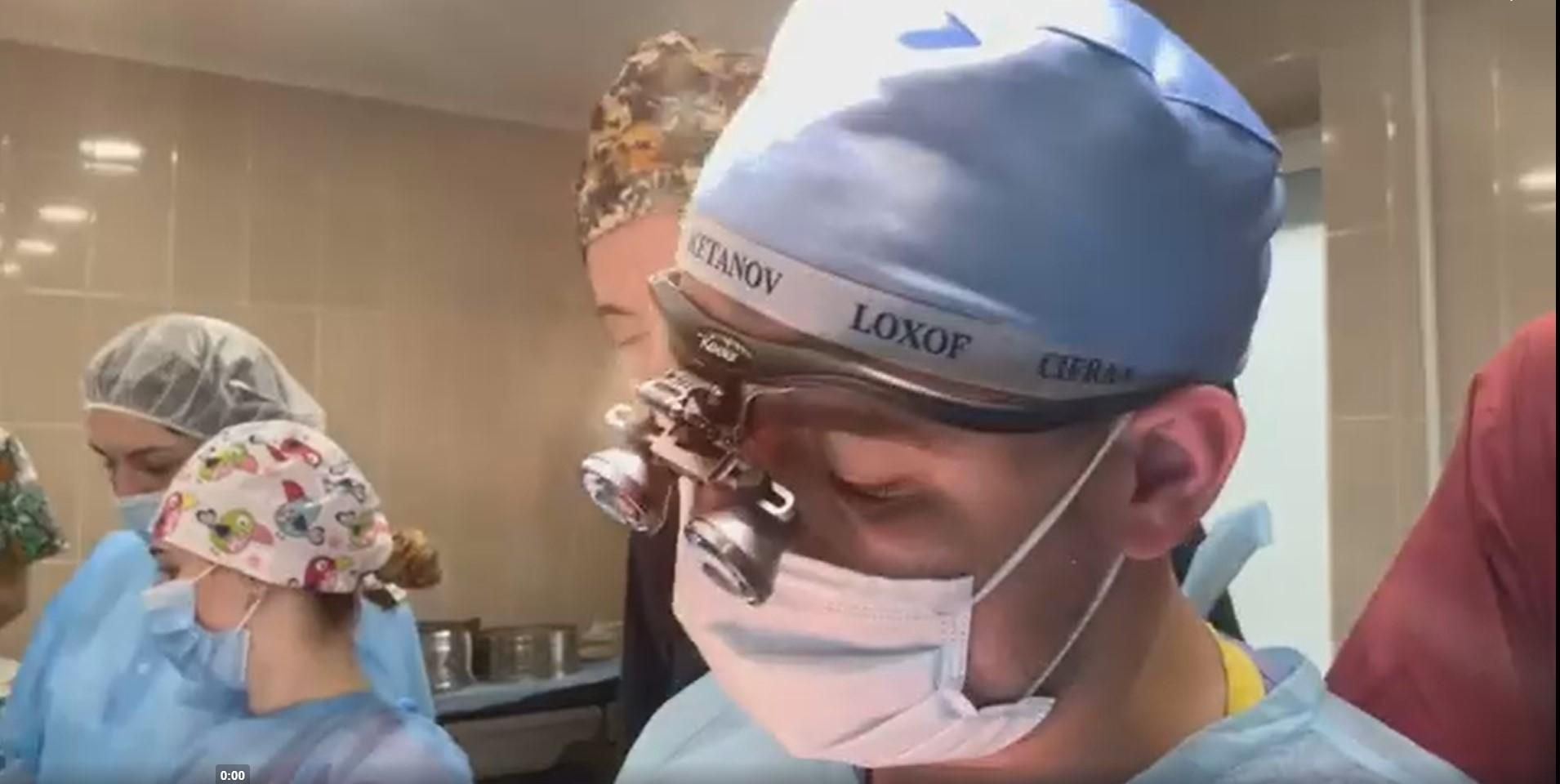 Львовские хирурги впервые самостоятельно пересадили сердце: фото