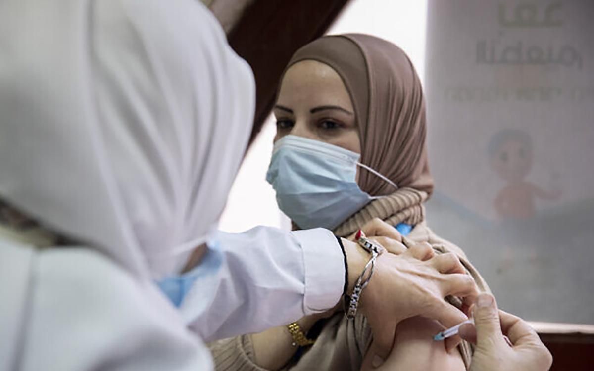 По 150 тисяч осіб щодня: як Ізраїль планує вакцинувати населення від COVID-19