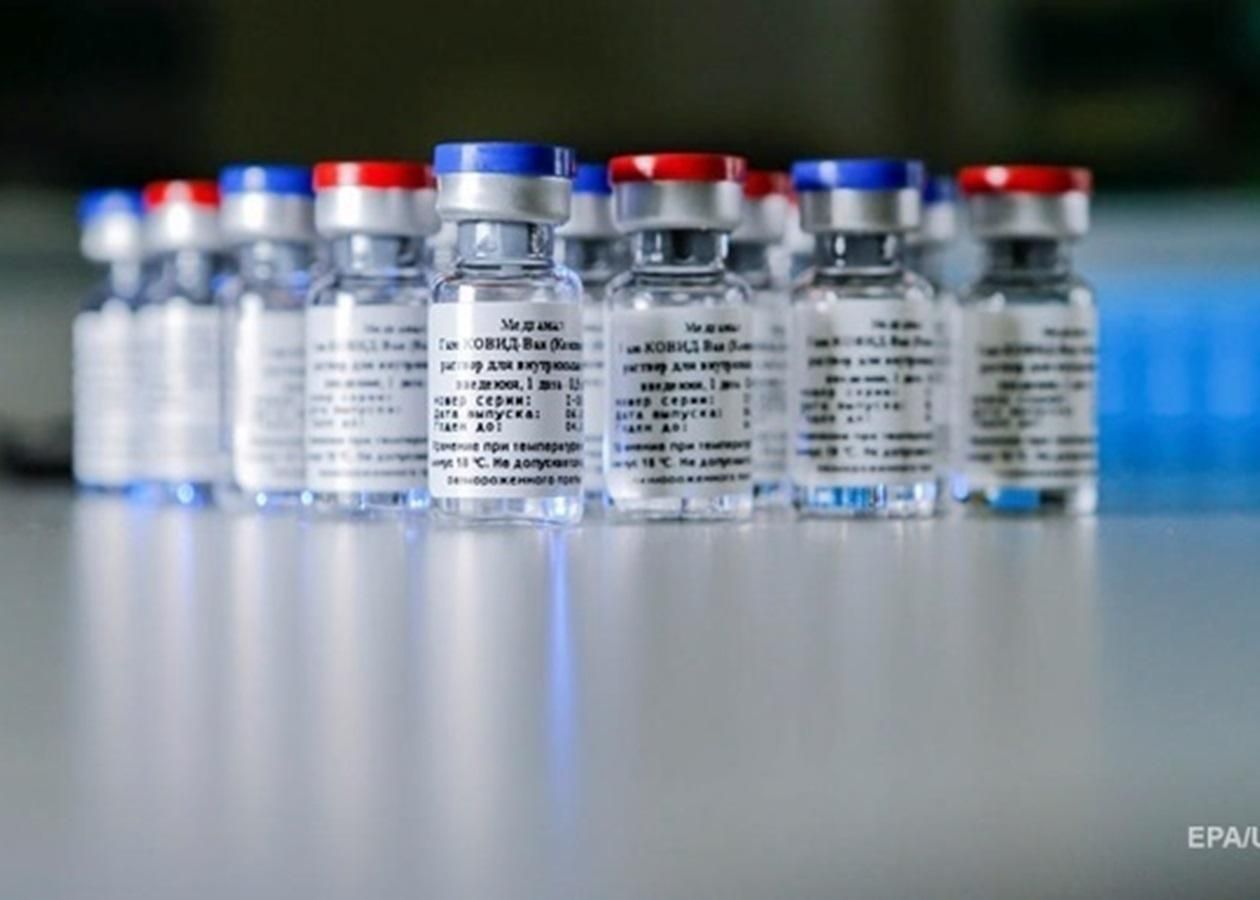 Недоверие ко всему российскому: реакция белорусов на вакцинацию "Спутником V" Недоверие ко всему российскому: реакция белорусов на вакцинацию "Спутником V"