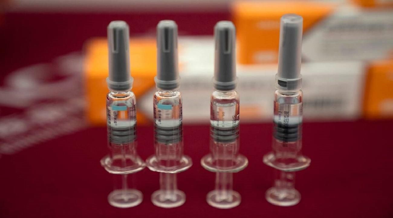 Китайская вакцина Синовак в Украине - цена лекарств от коронавируса