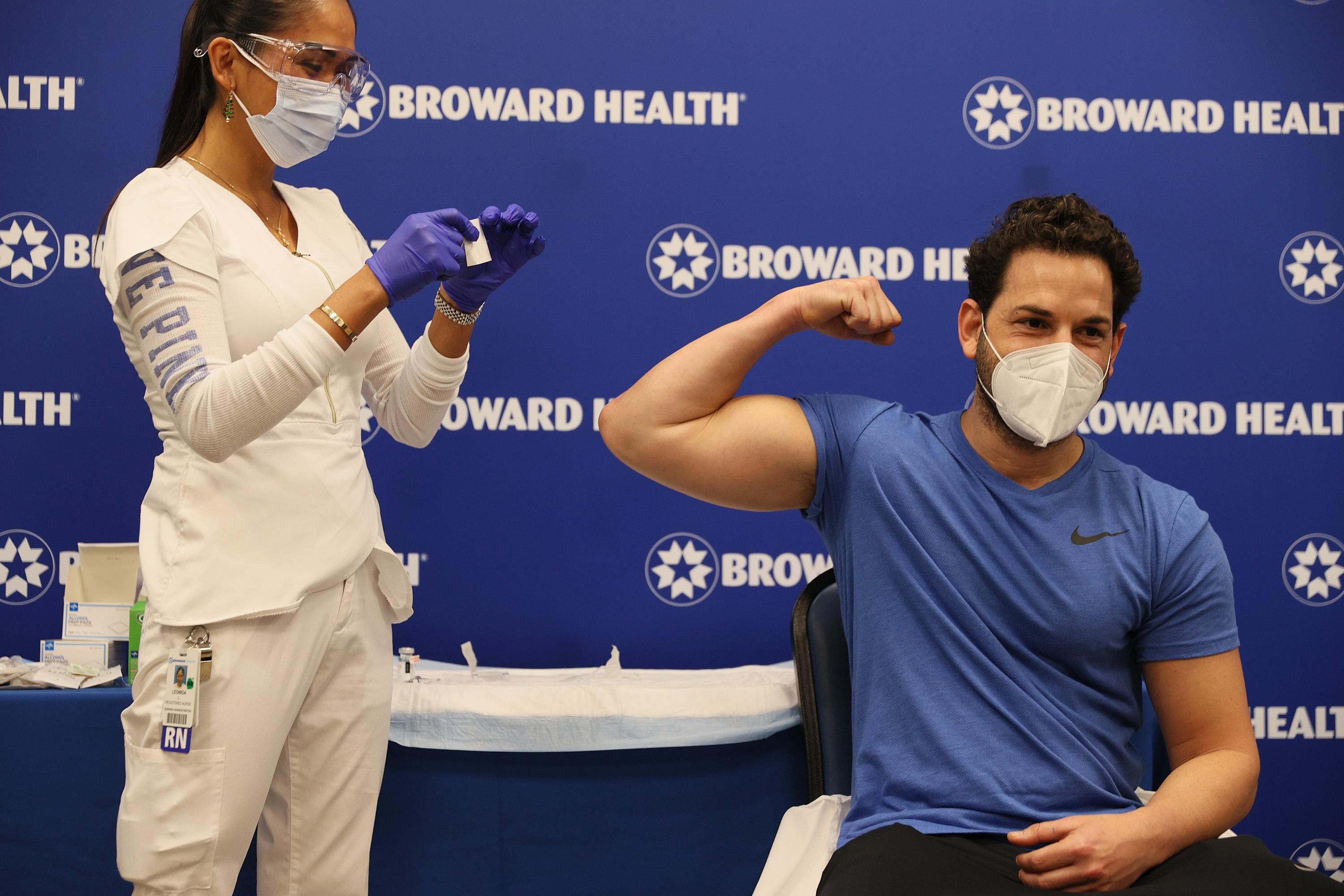 В Израиле ожидается первая партия вакцины против коронавируса Moderna В Израиле ожидается первая партия вакцины против коронавируса Moderna