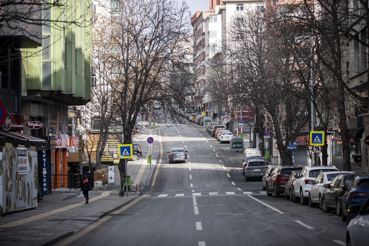 Греція знову продовжила локдаун: доки триватимуть обмеження Греція знову продовжила локдаун: доки триватимуть обмеження