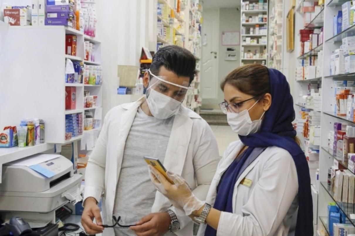 Куба будет тестировать вакцину против COVID-19 в Иране: причины