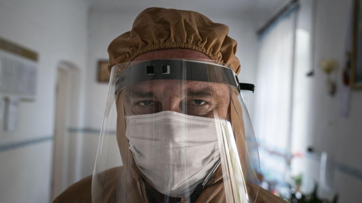 Семье умершего врача Ивана Венжиновича выплатят компенсацию Семье умершего врача Ивана Венжиновича выплатят компенсацию