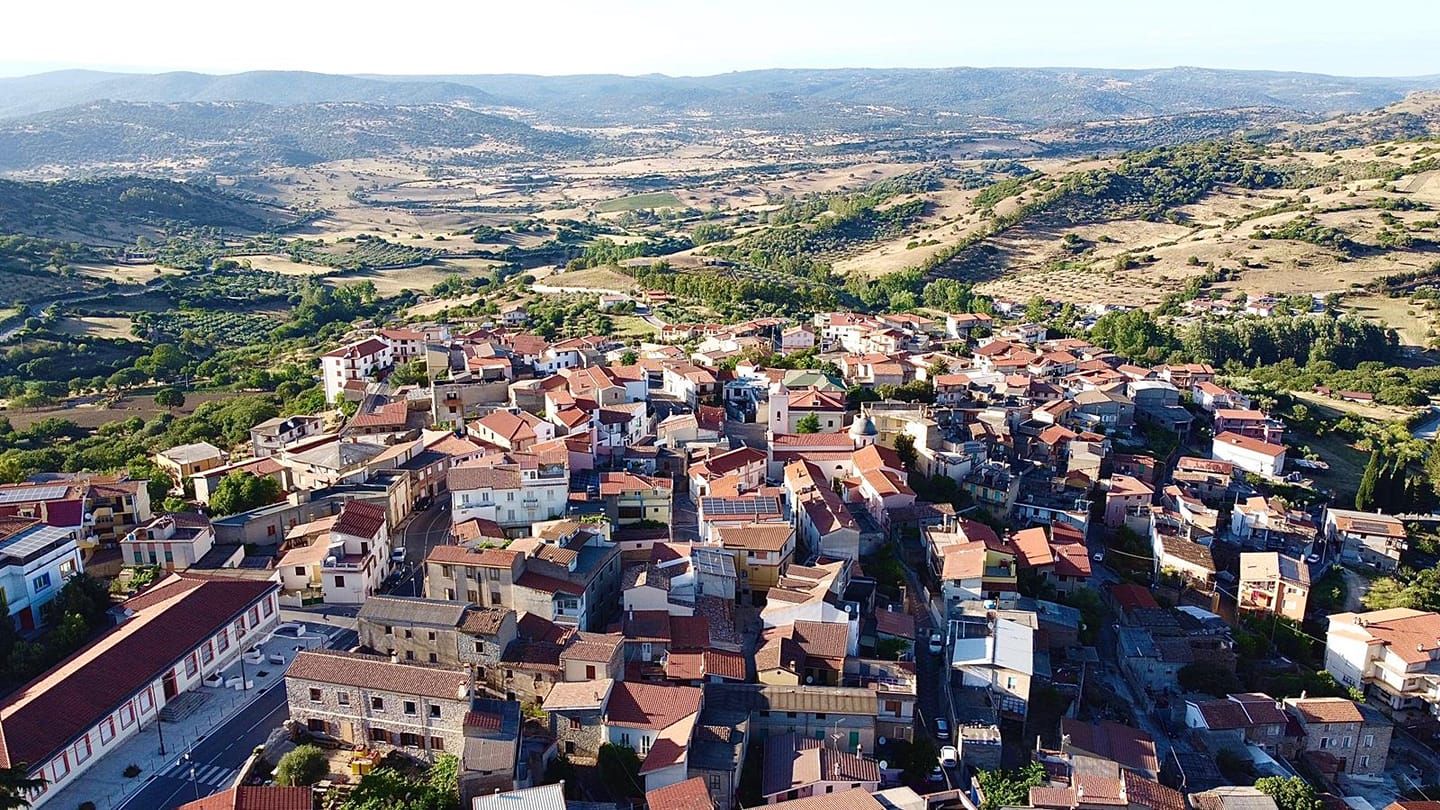 Вимагати ліки не можна: у містечку в Італії заборонили хворіти на COVID-19 – причина Вимагати ліки не можна: у містечку в Італії заборонили хворіти на COVID-19 – причина