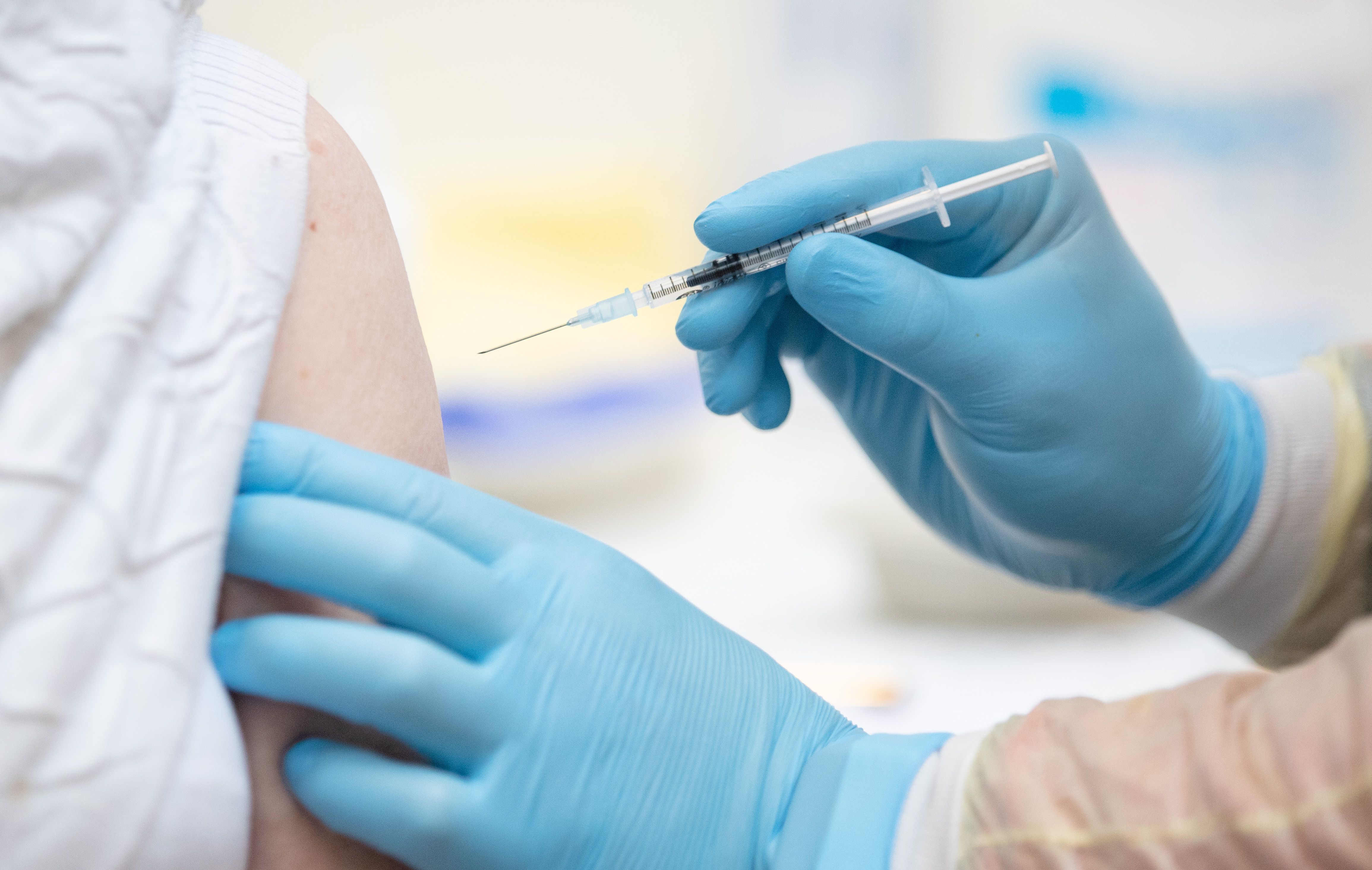 Чи введуть в Україні паспорти вакцинації: відповідь Стефанішиної Чи введуть в Україні паспорти вакцинації: відповідь Стефанішиної