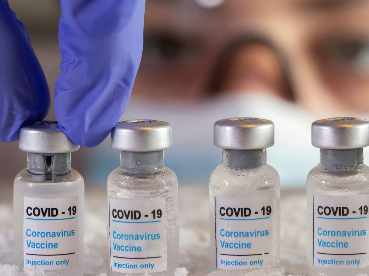В мире от COVID-19 вакцинировались больше людей, чем заболели: недуг понемногу отступает