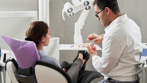 День стоматолога: как ухаживать за зубами, чтобы облегчить работу врачей