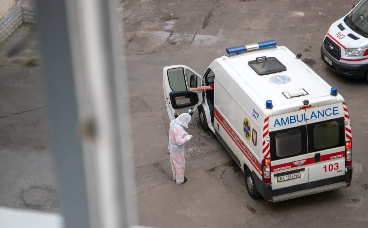 В Україні прогнозують другу хвилю коронавірусу, яку не вийде послабити В Україні прогнозують другу хвилю коронавірусу, яку не вийде послабити