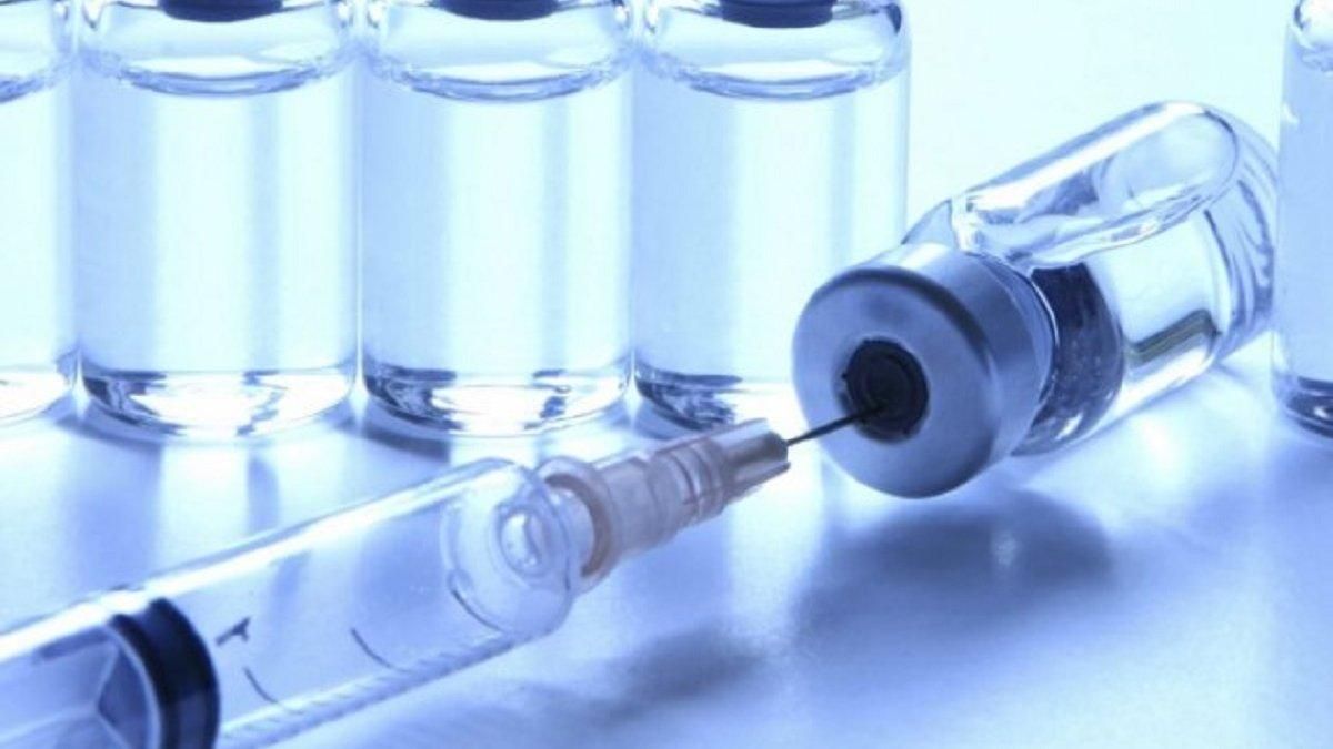 Велика Британія розробляє універсальну вакцину від COVID-19: у чому її унікальність
