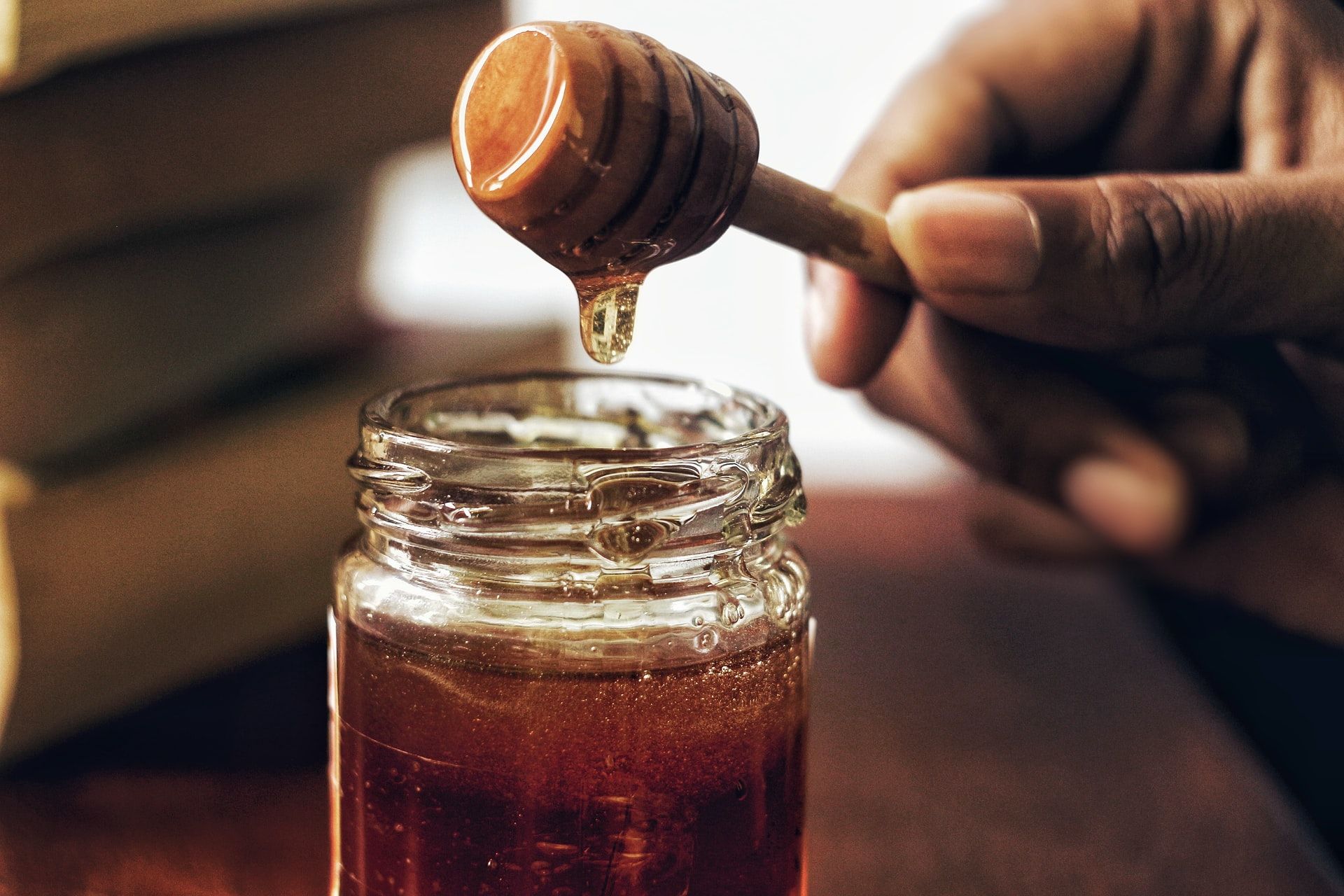 Користь меду: чи справді вин кращий за цукор та скільки можна їсти - Новини Здоров’я