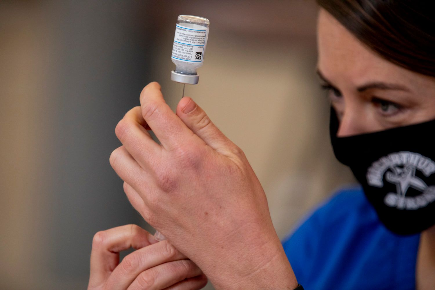 Ляшко не зміг назвати точну дату початку вакцинації: на ситуацію вплинула низка чинників Ляшко не зміг назвати точну дату початку вакцинації: на ситуацію вплинула низка чинників