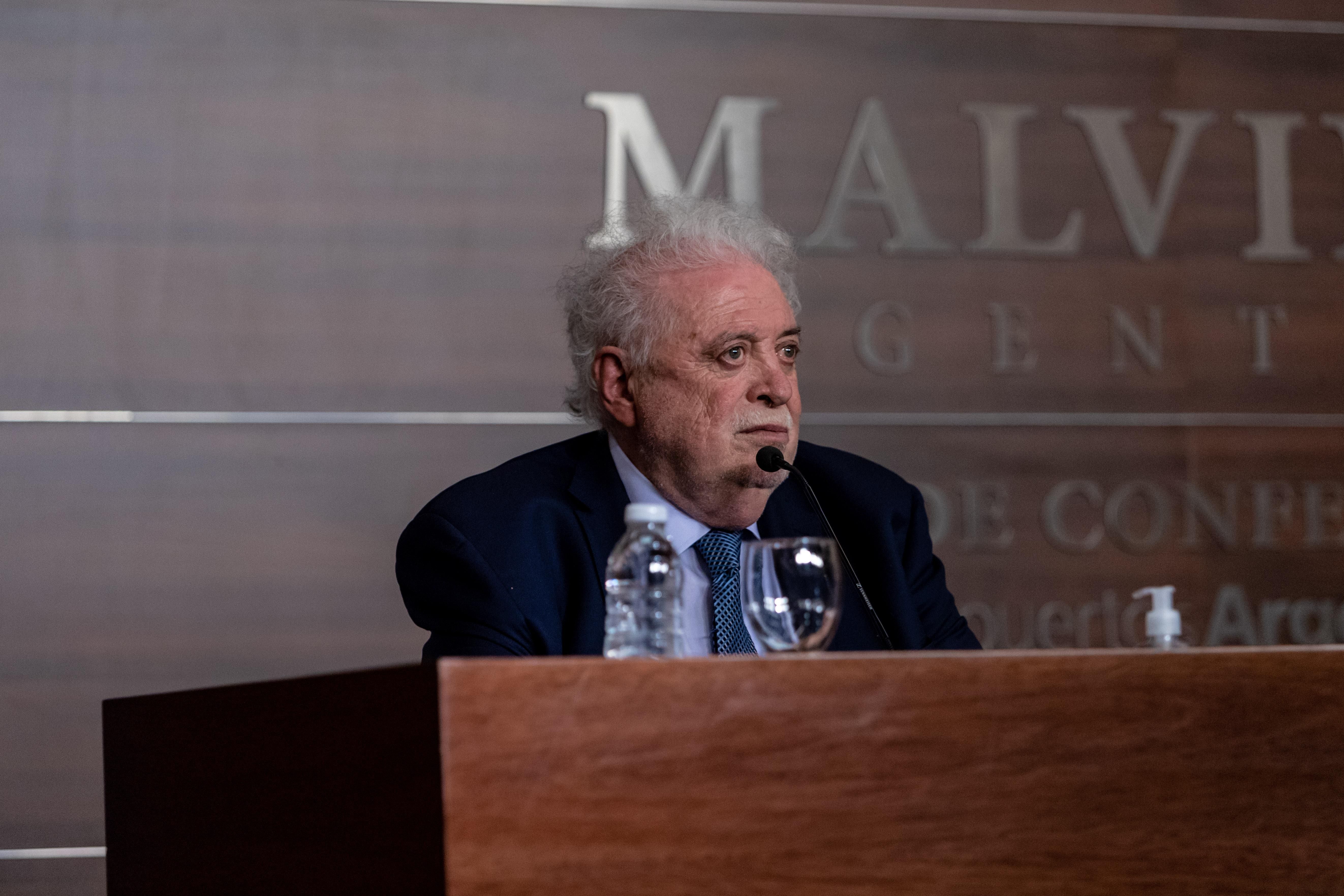 Глава МОЗ Аргентини подав у відставку після скандалу з вакцинацією Глава МОЗ Аргентини подав у відставку після скандалу з вакцинацією