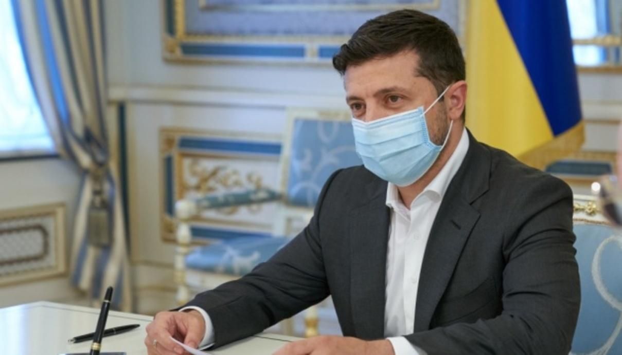 Вакцинацію розпочнемо, як тільки буде можливо, – Зеленський про прибуття препаратів в Україну