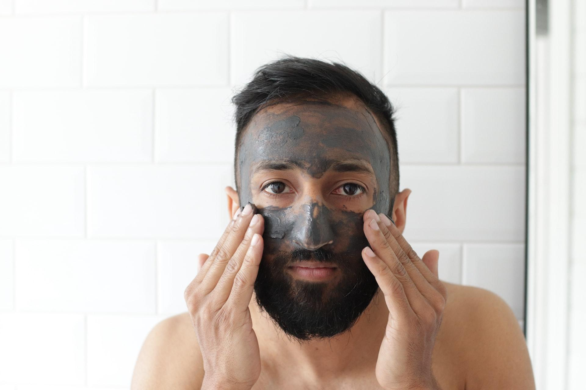 Как мужчине ухаживать за своей кожей: советы дерматологов