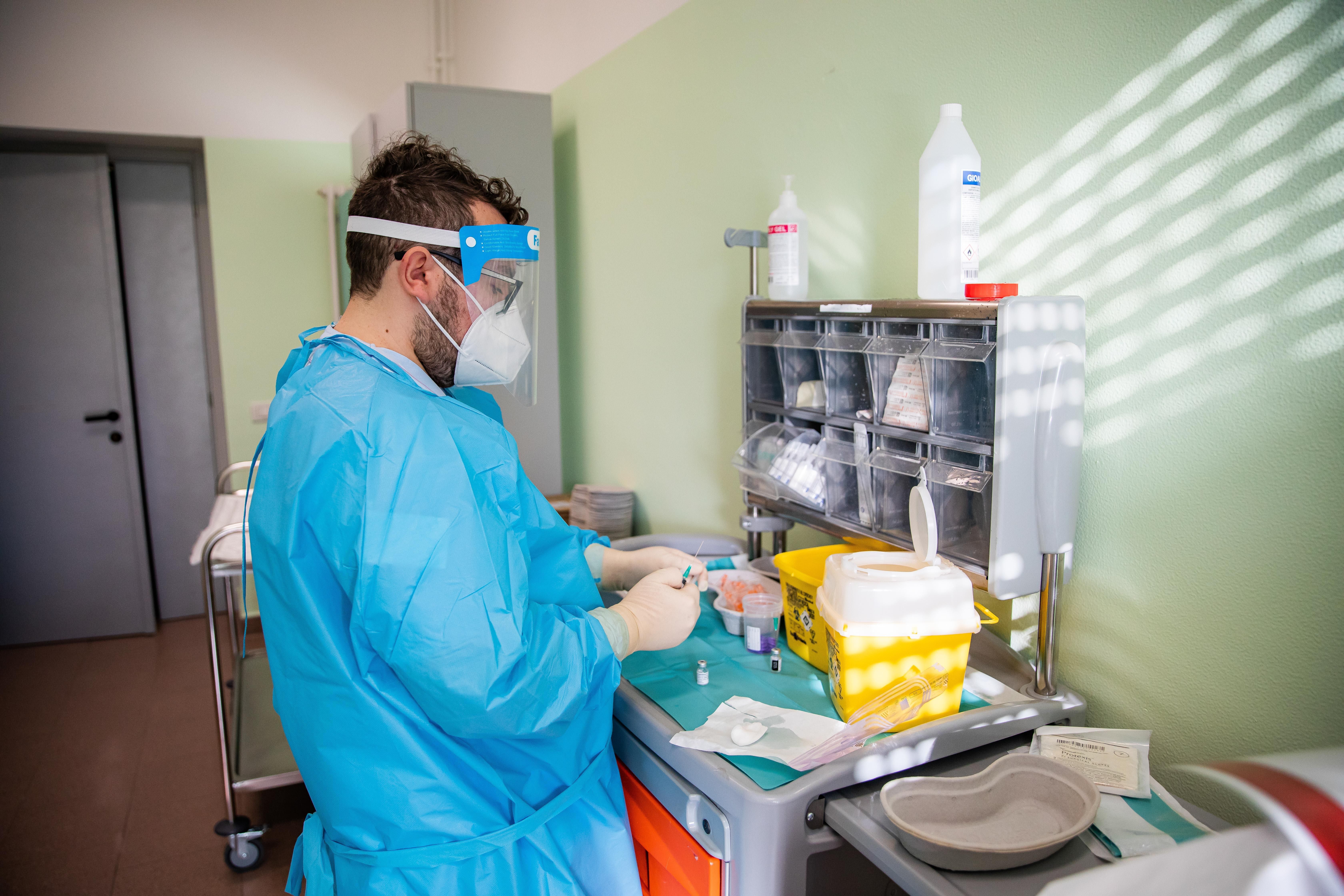 Посол Великобритании: закупленная Украиной вакцина Covishield и AstraZeneca – одно и то же Посол Великобритании: закупленная Украиной вакцина Covishield и AstraZeneca – одно и то же